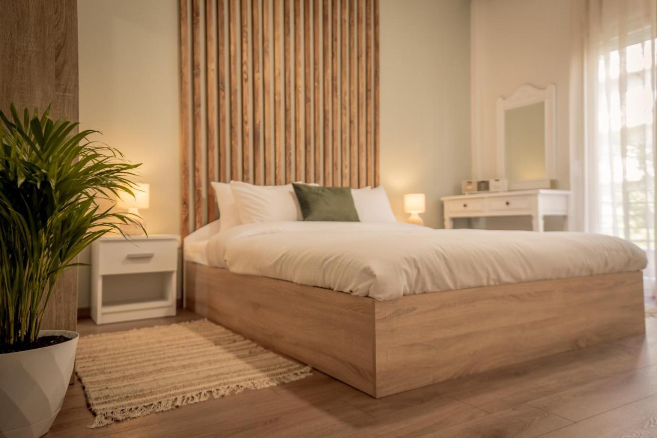 Aphrodite's On Agia Sofia Midas Appartement